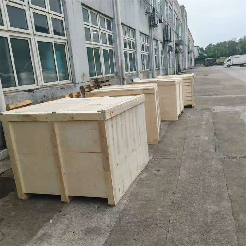 梁河县尼勒克县：物流专线的高效货运之旅